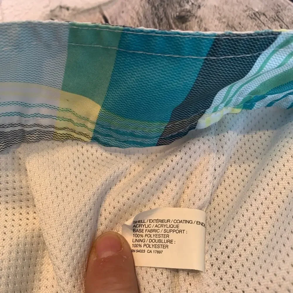 GAP Men’s Board Shorts / Turquoise Plaid / Fully Lined / Size: Large
